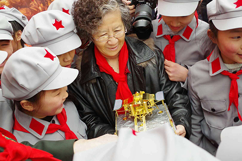 任弼時(shí)之女任遠(yuǎn)芳女士 任弼時(shí)之女任遠(yuǎn)芳女士